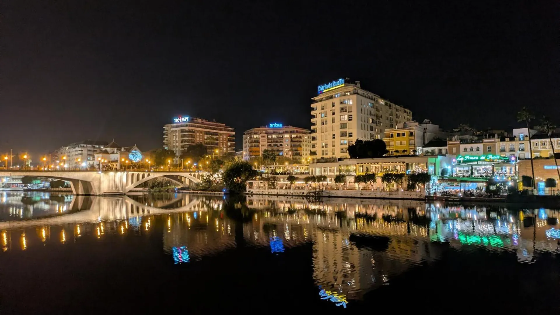 Apartment Sunterrace Loft-Triana'S Star, 10' From City Center! Seville Spain